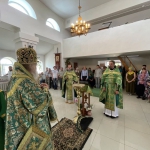 В день Святой Троицы Управляющий епархии совершил Божественную литургию и вечерню в Свято-Троицком храме села Железинка