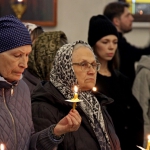 Великая Пятница. «Не рыдай Мене, Мати, зрящи во гробе, Егоже во чреве без Семене зачала еси сына...»