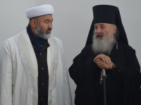 В День духовного согласия в селе Голубовка Иртышского района состоялось открытие православного храма и мусульманской мечети
