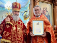 Архиепископ Варнава поздравил благочинного Экибастузского церковного округа протоиерея Игоря Попова с 60-летием со дня рождения